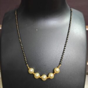 Black beads chain