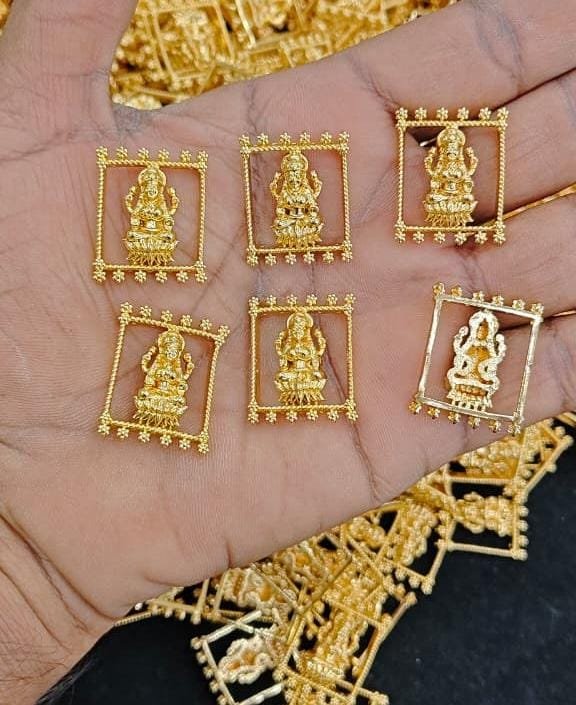 Laksmi devi side pendent Each one pendent