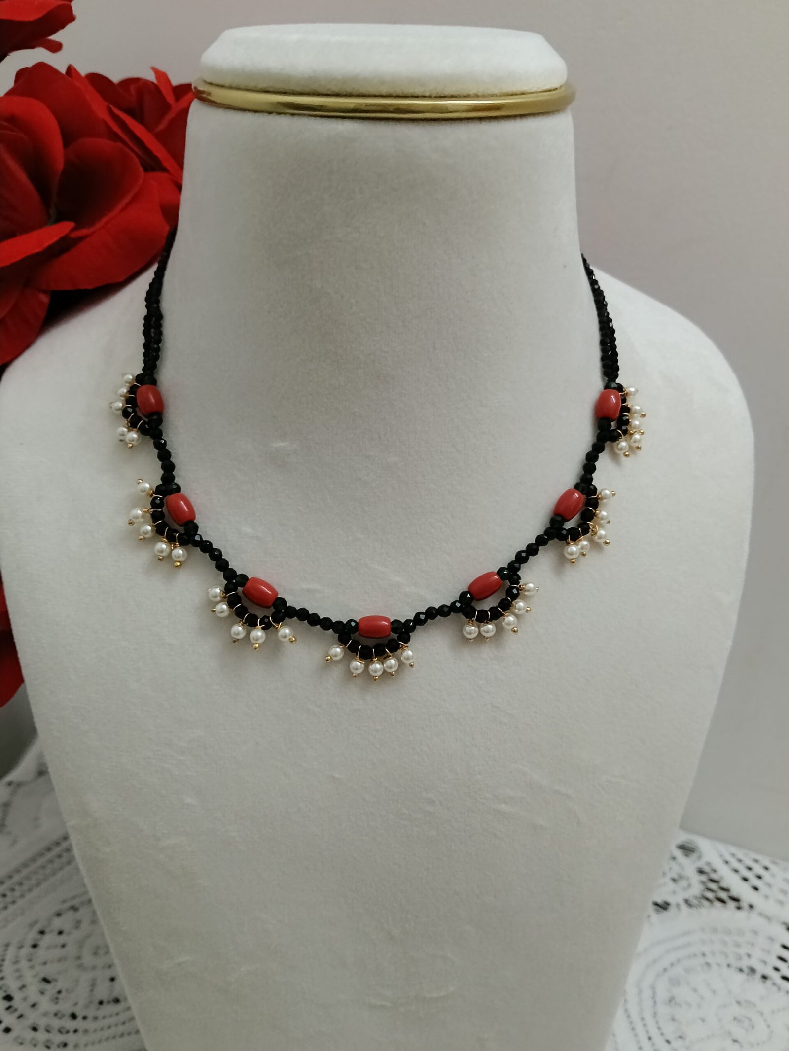 Trendy Black Beads Necklace